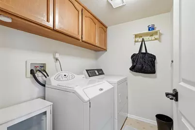 8904 Royal Gate Way, Elk Grove, CA 95624 - Photo 29