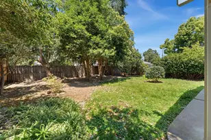 1356 50th St, Sacramento, CA 95819 - Photo 27