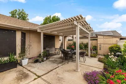 2136 Candy Cane Walk, Manteca, CA 95336 - Photo 43