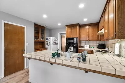 2136 Candy Cane Walk, Manteca, CA 95336 - Photo 19