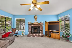 2136 Candy Cane Walk, Manteca, CA 95336 - Photo 11