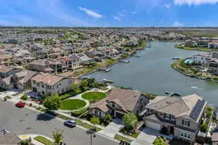 17562 Graceada Ln, Lathrop, CA 95330 - Photo 43