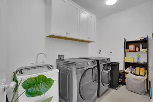 17562 Graceada Ln, Lathrop, CA 95330 - Photo 7