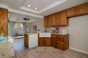 4055 Alex Ln, Carmichael, CA 95608 - Photo 9