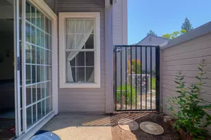 4055 Alex Ln, Carmichael, CA 95608 - Photo 5
