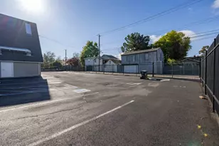 2416 Sloat Way, Sacramento, CA 95818 - Photo 7