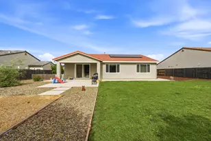 2079 Coffee Creek Way, Plumas Lake, CA 95961 - Photo 25
