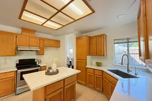 5931 Sternsburg Way, Sacramento, CA 95823 - Photo 7
