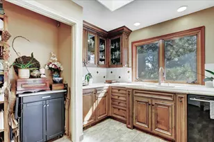 13629 Oak Forest Dr, Grass Valley, CA 95945 - Photo 15