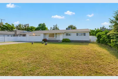 603 N Lincoln Way, Galt, CA 95632 - Photo 3
