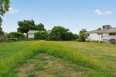 603 N Lincoln Way, Galt, CA 95632 - Photo 13