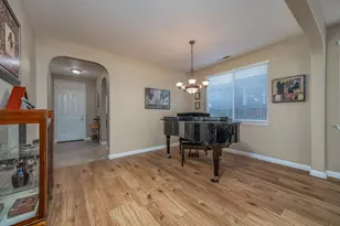 1451 Wood Mint Dr, Turlock, CA 95382 - Photo 9