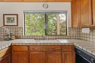 596 Sugarbush Ln, Murphys, CA 95247 - Photo 11