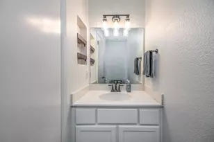 581 Lincoln Ave, Modesto, CA 95354 - Photo 5