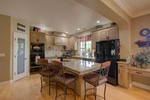 1054 Townhill Rd, Oakdale, CA 95361 - Photo 11