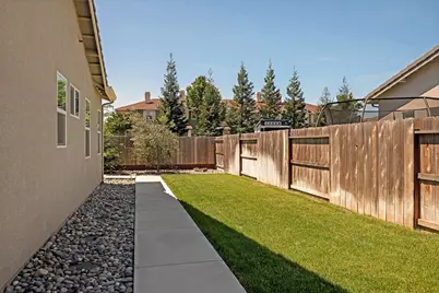 1012 Longview Drive, Oakdale, CA 95361 - Photo 33