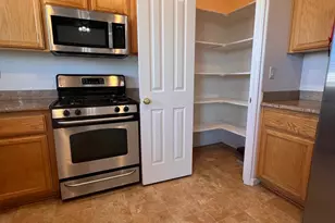 3537 Velvetleaf St, Olivehurst, CA 95961 - Photo 3