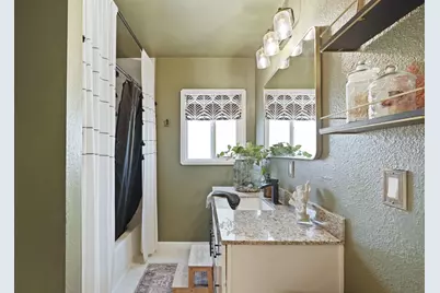 1121 S Pleasant Avenue, Lodi, CA 95240 - Photo 17