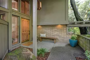 18 Covered Bridge Rd, Carmichael, CA 95608 - Photo 3