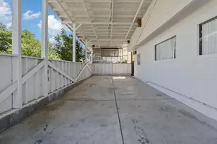 4592 W Woodbridge Rd, Lodi, CA 95242 - Photo 9