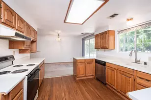 9320 Tilton Ln, Orangevale, CA 95662 - Photo 11