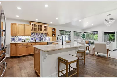 8735 Phoenix Avenue, Fair Oaks, CA 95628 - Photo 9
