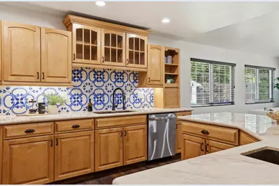 8735 Phoenix Avenue, Fair Oaks, CA 95628 - Photo 13