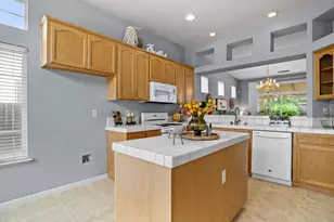 2425 Warm Springs Dr, Modesto, CA 95356 - Photo 11