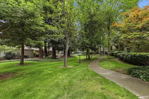 1235 Vanderbilt Way, Sacramento, CA 95825 - Photo 31
