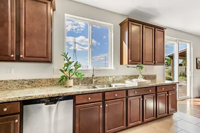 12011 Quail Falls Way, Rancho Cordova, CA 95742 - Photo 21