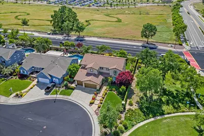 433 Rockcliff Court, Roseville, CA 95747 - Photo 49