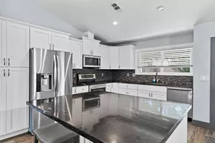 8605 Zircon Crest Ct, Elk Grove, CA 95624 - Photo 5