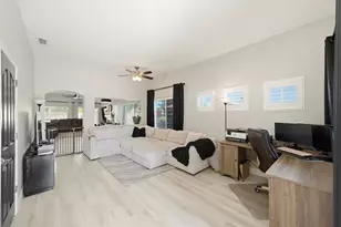 7640 Laguna Beach Way, Antelope, CA 95843 - Photo 9