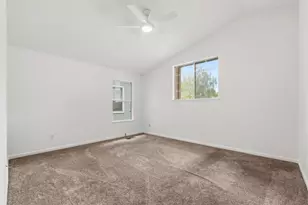 14 Las Uvas Ct, Sacramento, CA 95833 - Photo 27