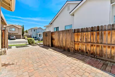 5950 Becky Way, Loomis, CA 95650 - Photo 3