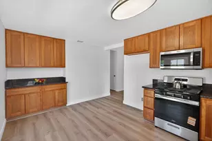 5795 Lerner Way, Sacramento, CA 95823 - Photo 11