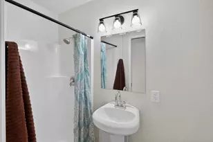 5795 Lerner Way, Sacramento, CA 95823 - Photo 21
