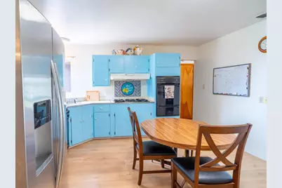 4527 Freeway Circle, Sacramento, CA 95841 - Photo 9