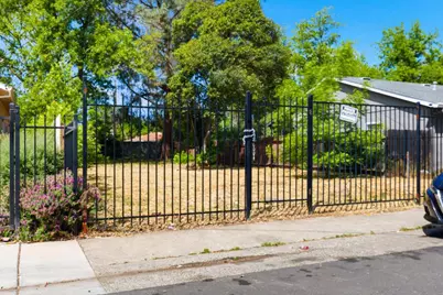 4046 43rd Street, Sacramento, CA 95820 - Photo 1