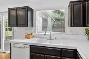 9178 Sebastiani Way, Sacramento, CA 95829 - Photo 15