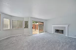 8239 Derbyshire Cir, Sacramento, CA 95828 - Photo 13