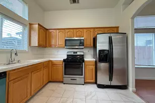 4276 Blake Cir, Stockton, CA 95206 - Photo 11