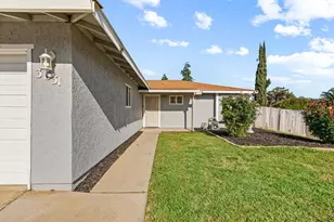 3631 Lyra St, Sacramento, CA 95827 - Photo 3