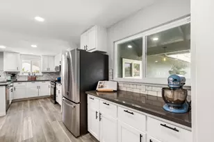 6860 Pocket Rd, Sacramento, CA 95831 - Photo 21