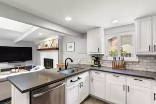 6860 Pocket Rd, Sacramento, CA 95831 - Photo 23