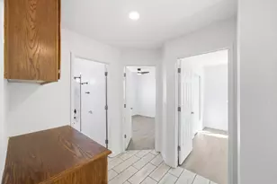 8013 Healy Ct, Sacramento, CA 95828 - Photo 27