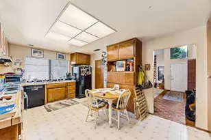 827 Del Oro St, Woodland, CA 95695 - Photo 9