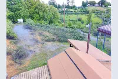 18088 Vista Way, Mokelumne Hill, CA 95245 - Photo 17