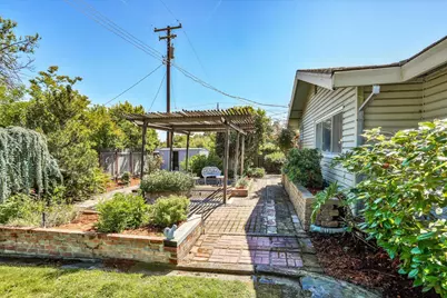 7517 Greenglen Avenue, Citrus Heights, CA 95610 - Photo 33