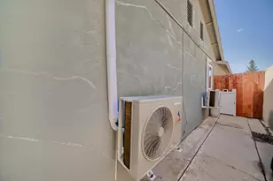 9014 Hillcrest Ave, Stockton, CA 95210 - Photo 53